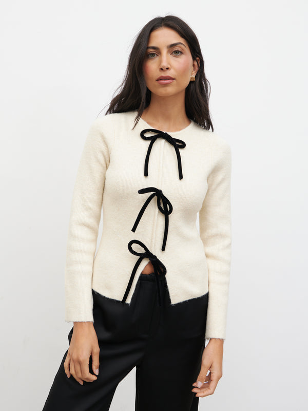 Pretty Lavish Sophia Bow Tie Front Knit Top