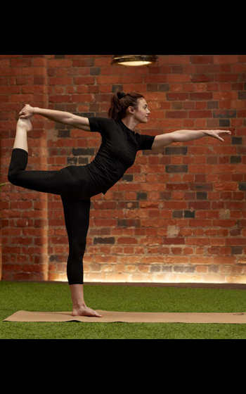 pretty polly Active-Wear Short Sleeve T-Shirt - Black