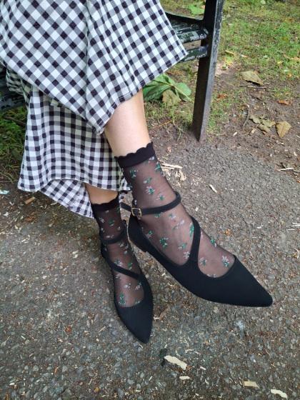 Pretty Polly Floral Pattern Sheer Socks - Black