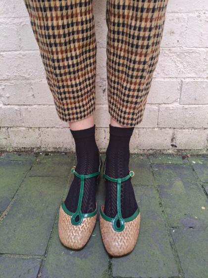 Pretty Polly Textured Sheer Socks - Black