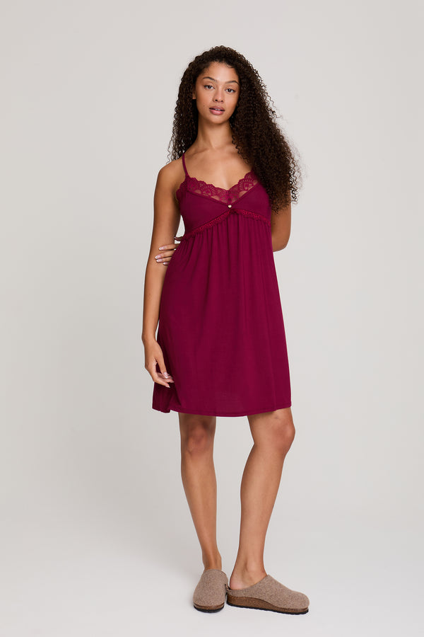 pretty you Bamboo Lace Chemise Nightdress in Bordeaux