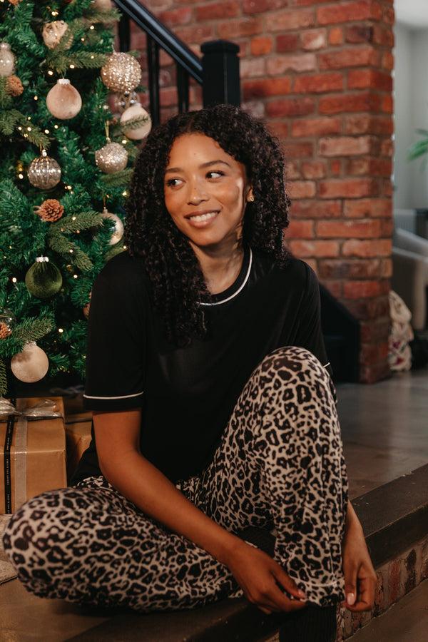 pretty you Bamboo Tee and Trouser Set in Black / Luxe Leopard