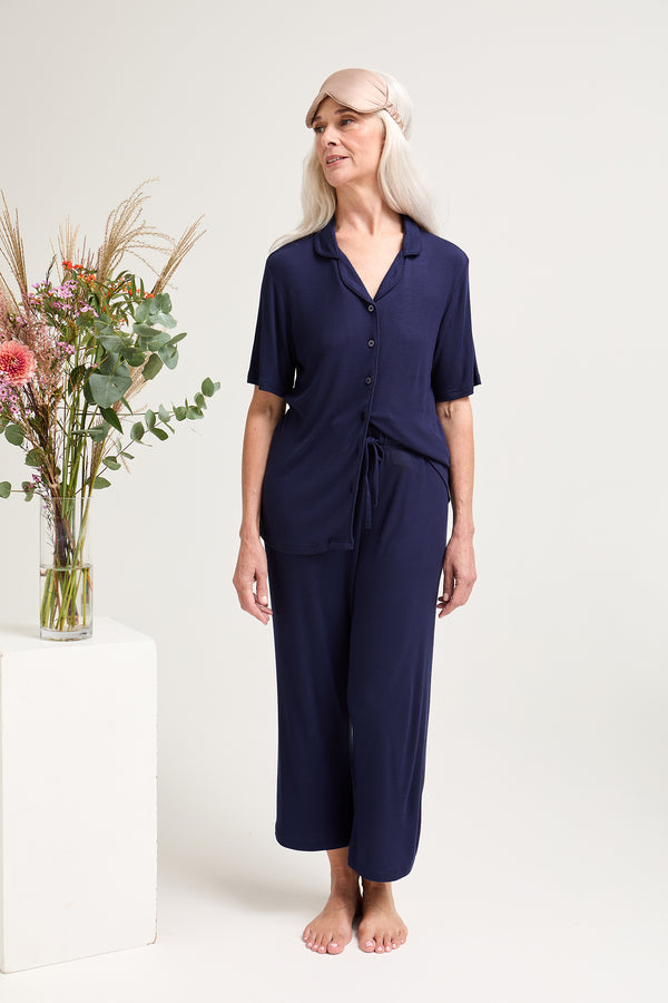 Pretty You EcoVero Ribbed Shirt Capri Set In Midnight