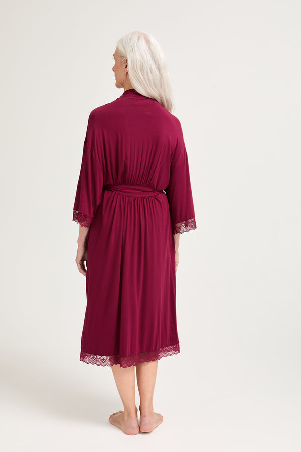 Pretty You Bamboo Lace Kimono Robe In Bordeaux