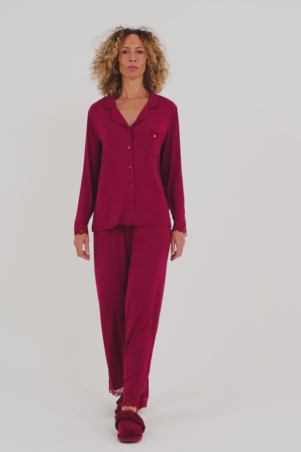 Pretty You Bamboo Lace Pajama Set In Bordeaux