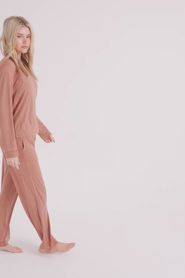 Pretty You Bamboo Lace V-Neck Pyjama Set In Mocha