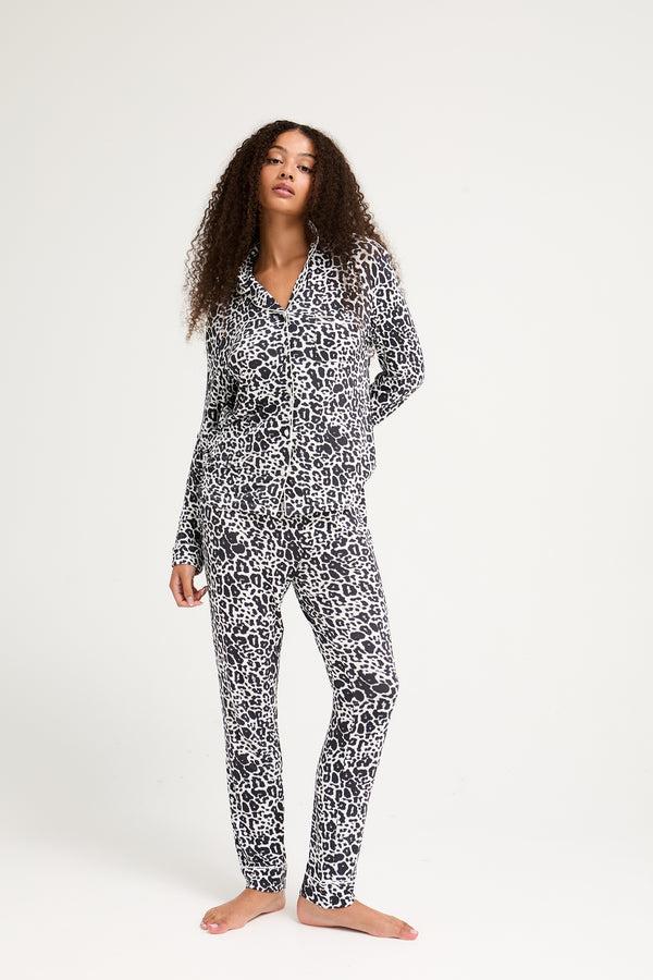 pretty you Bamboo Pajama Set in Luxe Leopard