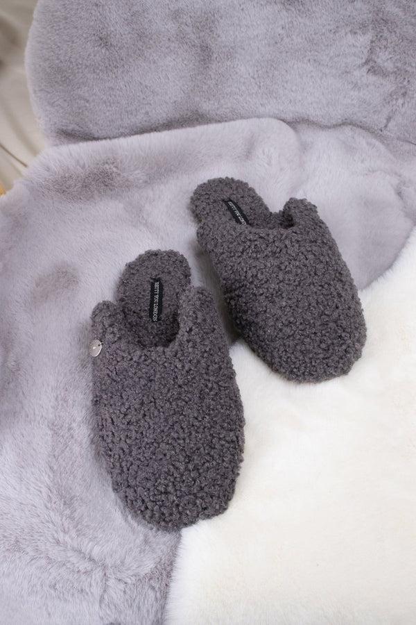 Pretty You Carla Mule Slippers In Charcoal