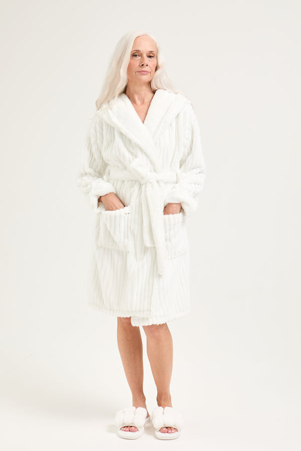 pretty you Cloud Dressing Gown in Cream
