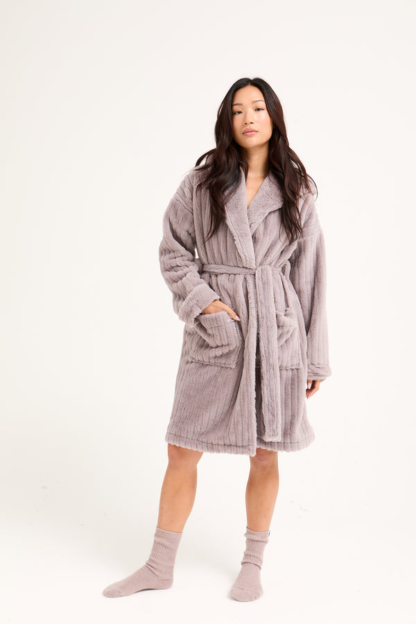 Pretty You Cloud Dressing Gown In Mink