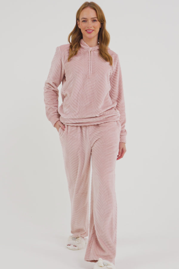Pretty You Cozy Chevron Lounge Suit In Rose