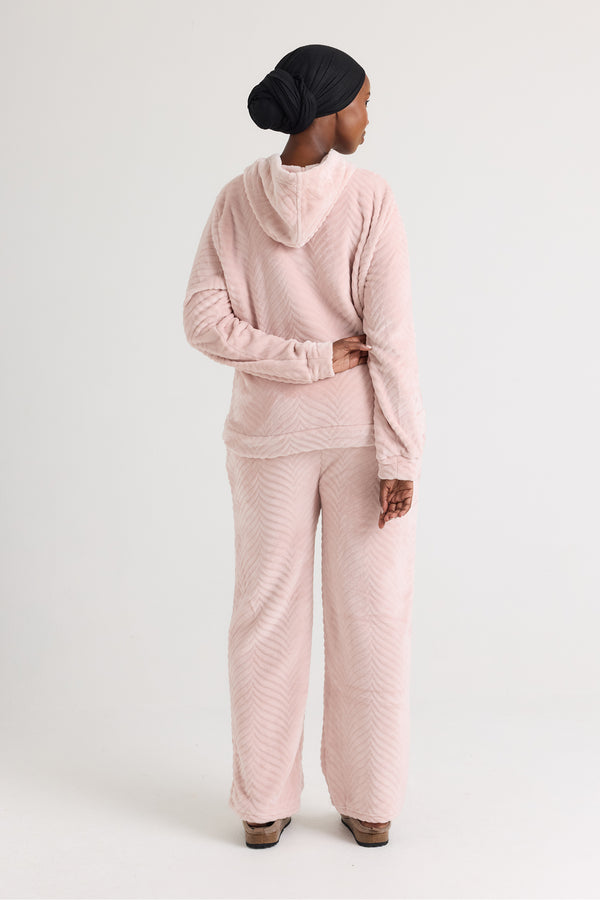 Pretty You Cozy Chevron Lounge Suit In Rose