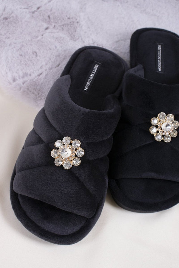 Pretty You Faye Slippers In Raven