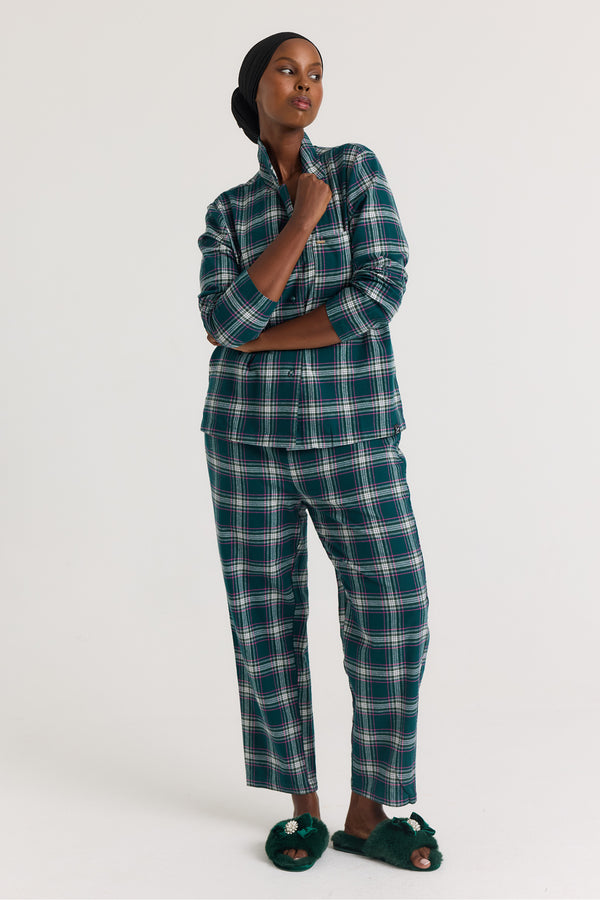 Pretty You His And Hers Plaid Pyjama Sets In Green