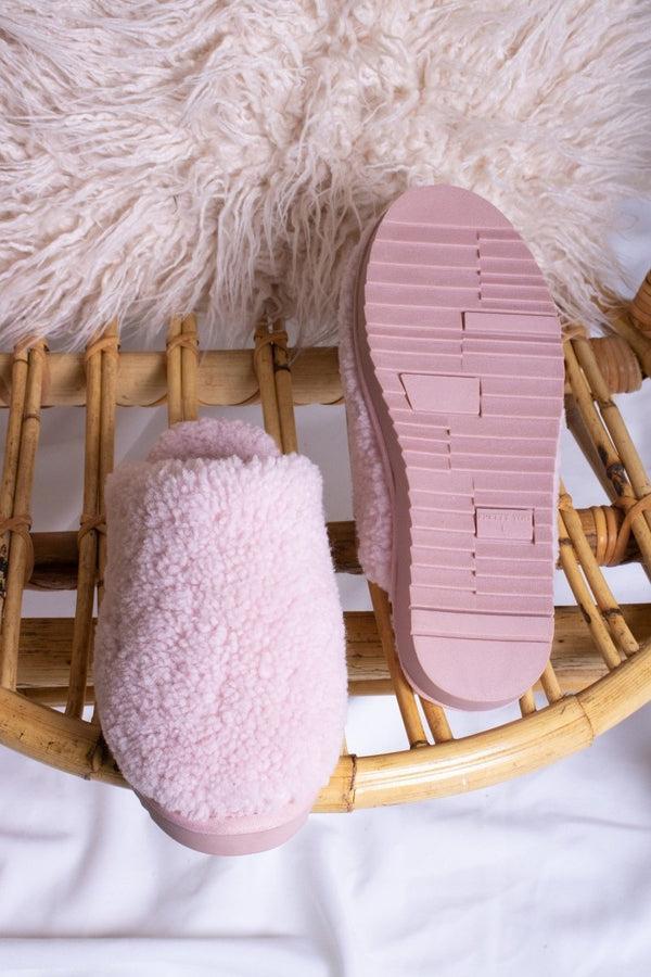 Pretty You Jude Mule Slippers In Rose