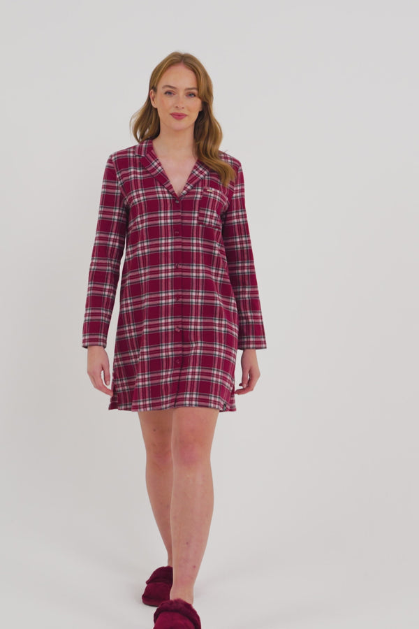 Pretty You Plaid Nightshirt In Bordeaux