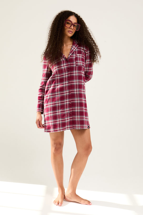pretty you Plaid Nightshirt in Bordeaux