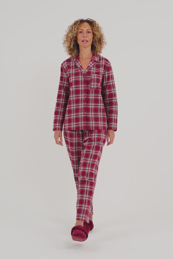 Pretty You Plaid Pajama Set In Bordeaux
