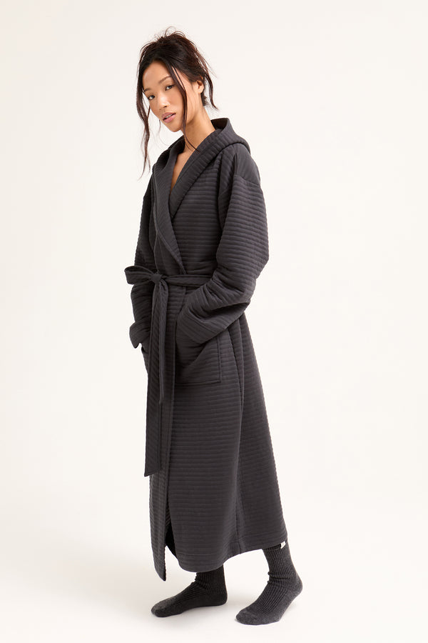 pretty you Quilted Jersey Hooded Robe in Charcoal