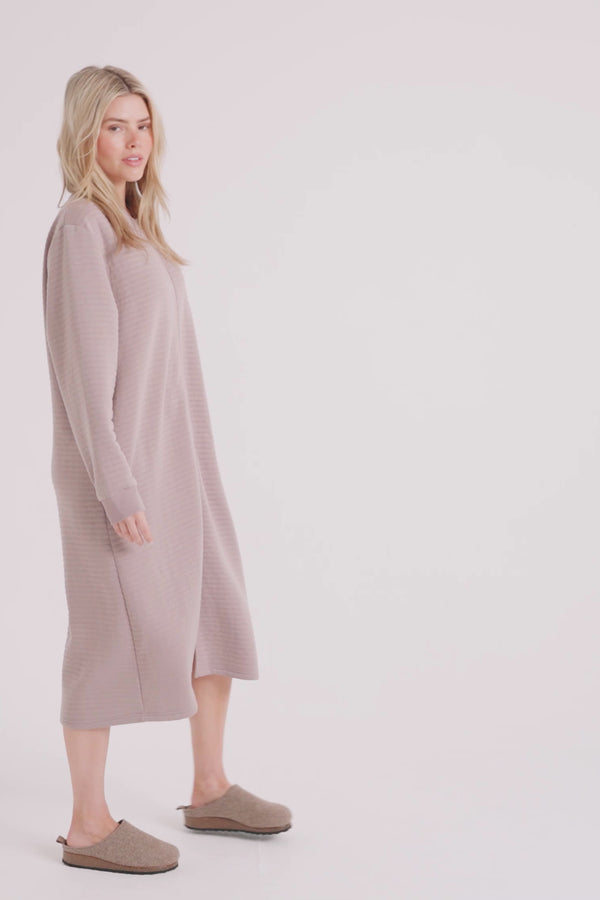 Pretty You Quilted Jersey Housecoat In Mink