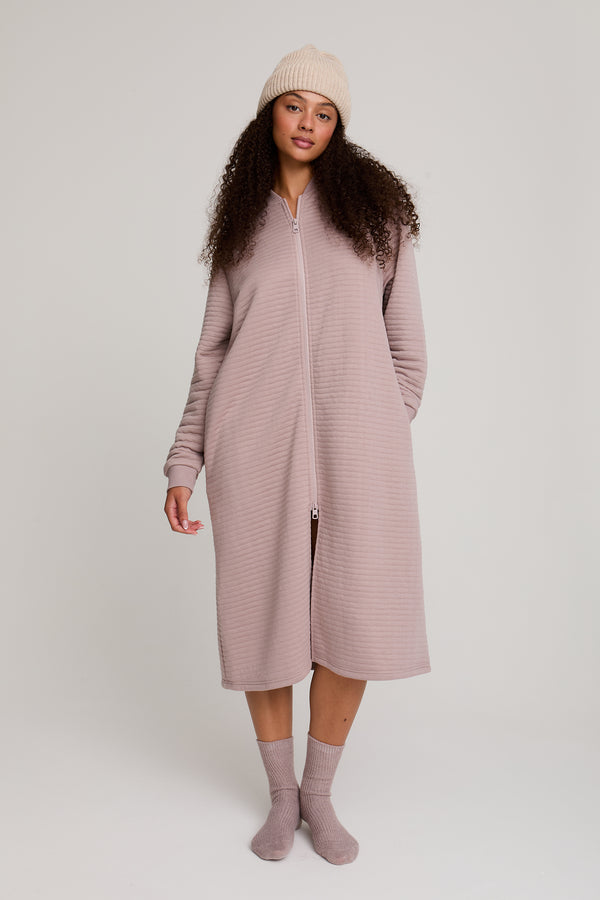 pretty you Quilted Jersey Housecoat in Mink
