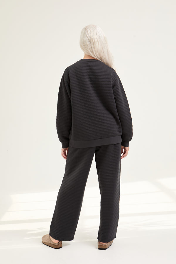 Pretty You Quilted Jersey Lounge Set In Charcoal