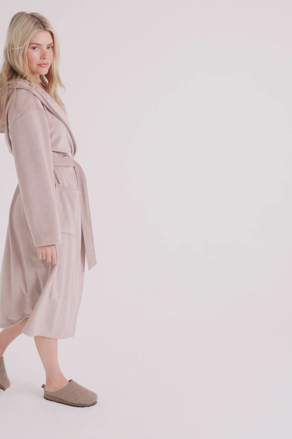 Pretty You Ribbed Hooded Robe In Mink