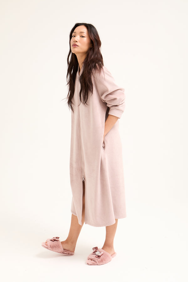 Pretty You Ribbed Zip Front Housecoat In Mink