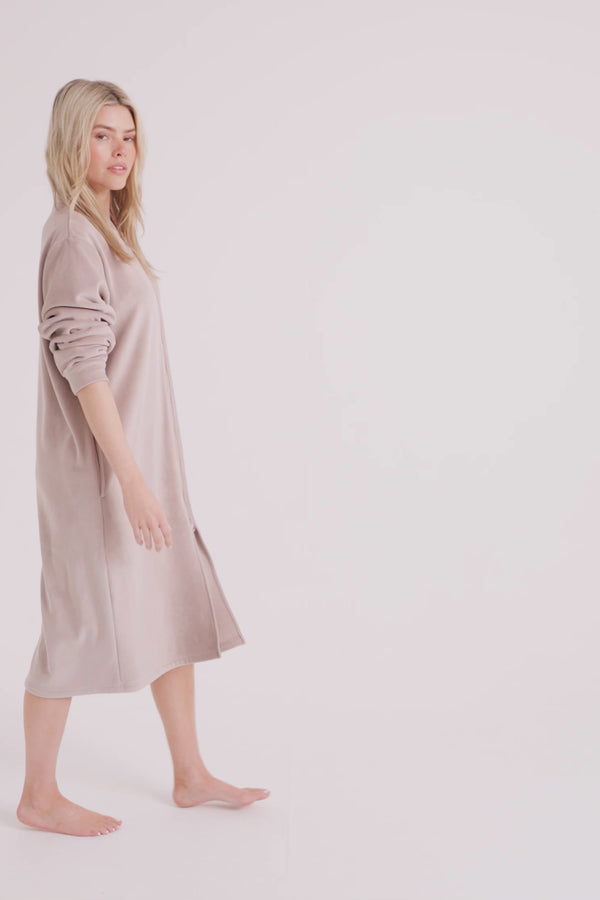 Pretty You Ribbed Zip Front Housecoat In Mink