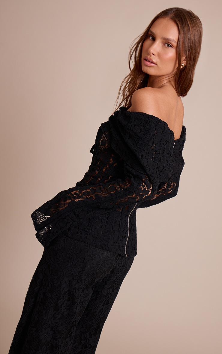 Pretty Little Thing Black Fitted Lace Flared Sleeve Bardot Top