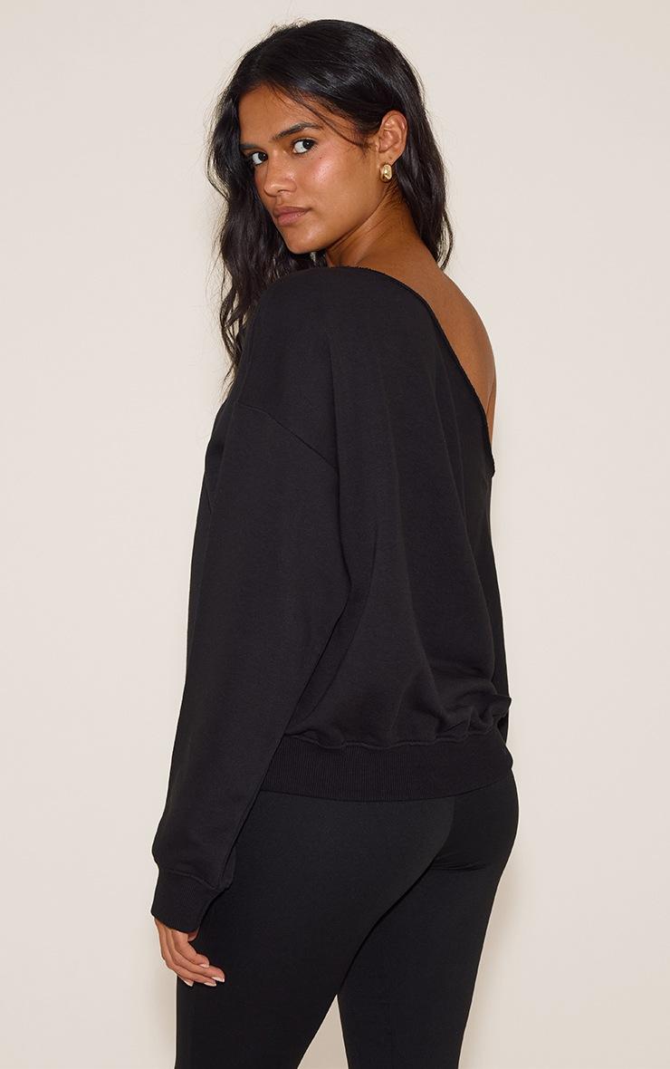 Pretty Little Thing Black Oversized Off Shoulder Sweatshirt