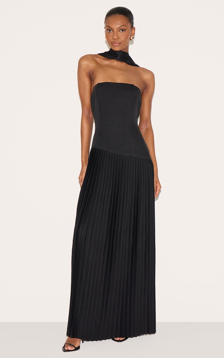 Pretty Little Thing Black Woven Asymmetric Pleated Maxi Dress