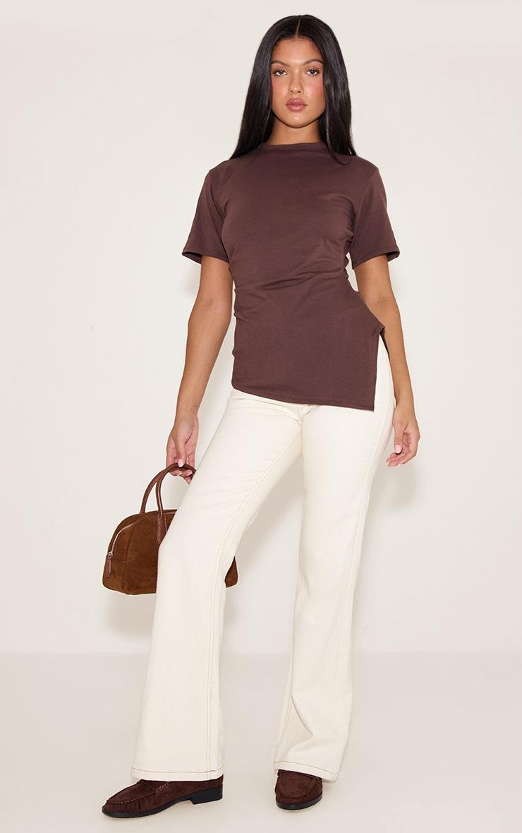 Pretty Little Thing Chocolate Cotton Ruched Side Asymmetric Hem T-shirt