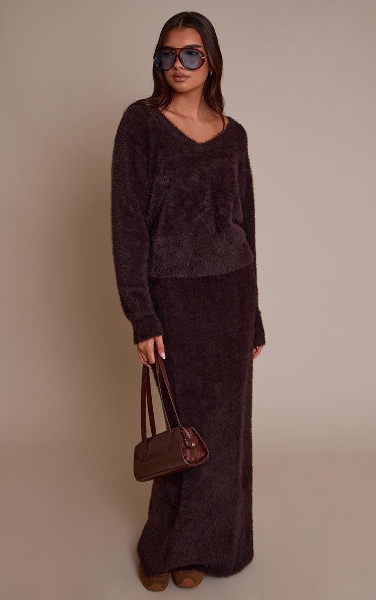 Pretty Little Thing Chocolate Fluffy V Neck Knitted Oversized Sweater