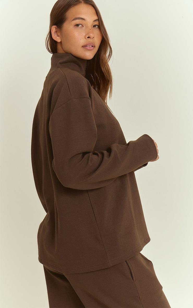Pretty Little Thing Chocolate Interlock Seam Funnel Neck Sweatshirt