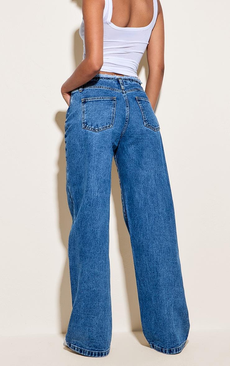 Pretty Little Thing Mid Blue Wash Fray Waistband Low Waist Straight Leg Jean