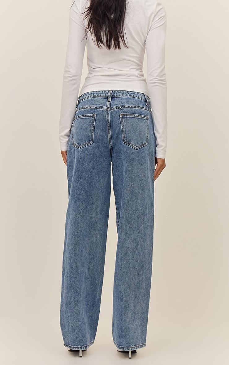 Pretty Little Thing Mid Blue Wash Mid Rise Straight Leg Jeans