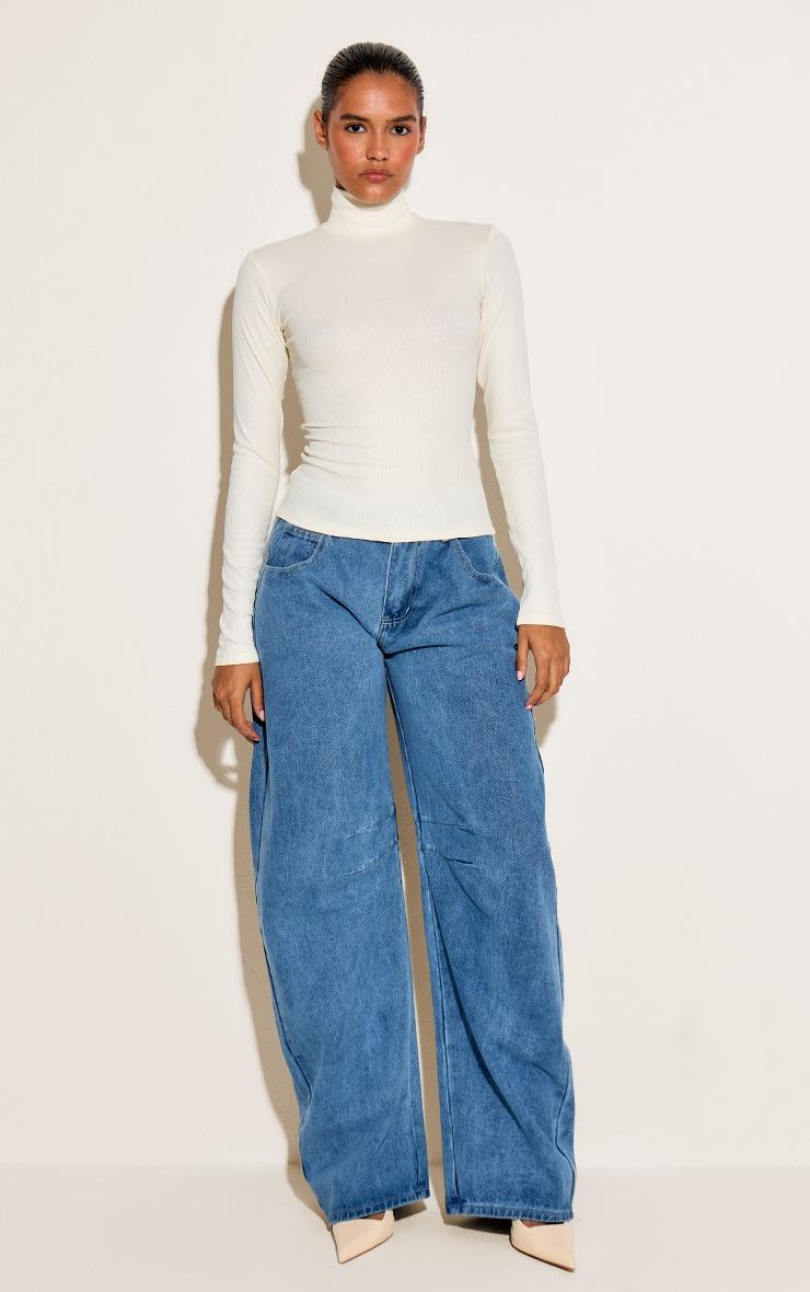 Pretty Little Thing Mid Blue Wash Seam Detail Barrel Jean