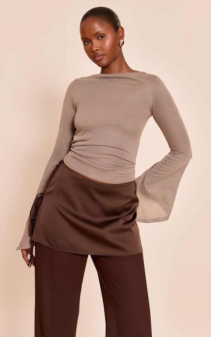 Pretty Little Thing Mushroom Textured Extreme Flute Sleeve Long Top