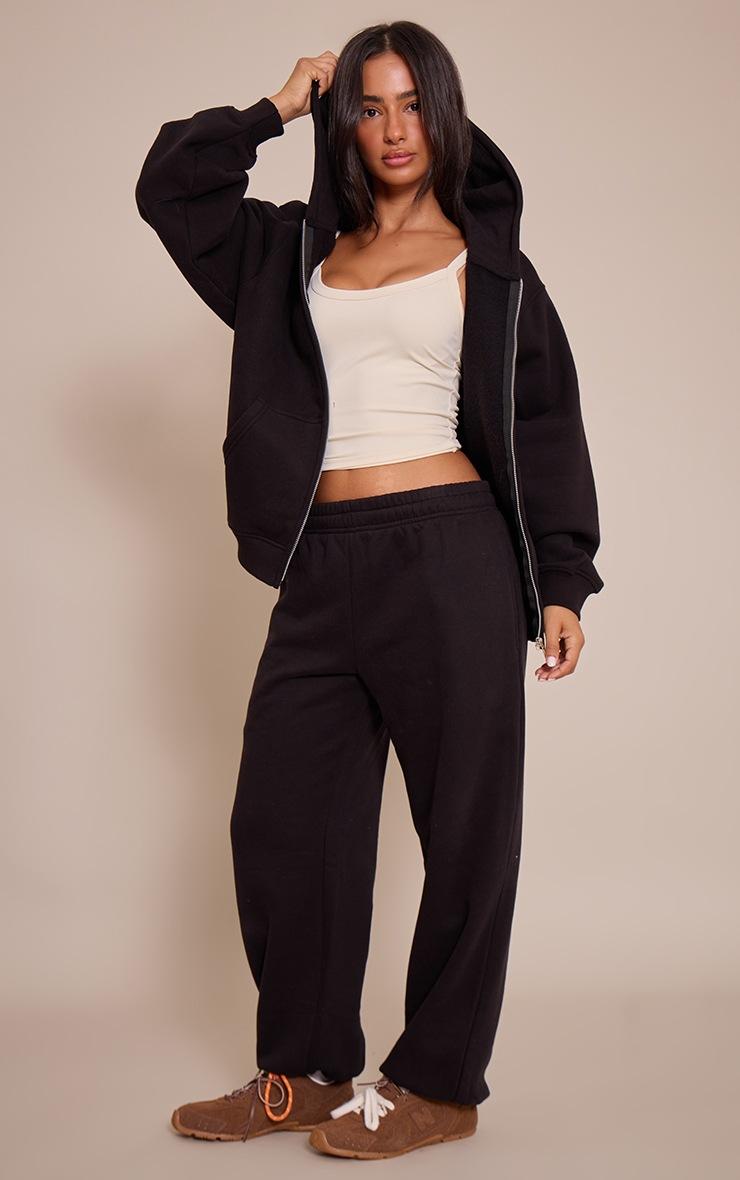 Pretty Little Thing Petite Black Zip Through Hoodie