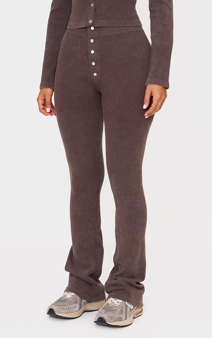 Pretty Little Thing Petite Chocolate Faded Snatched Rib Button Detail Flare Leggings