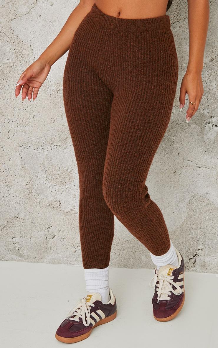 Pretty Little Thing Petite Chocolate Rib Knit Leggings