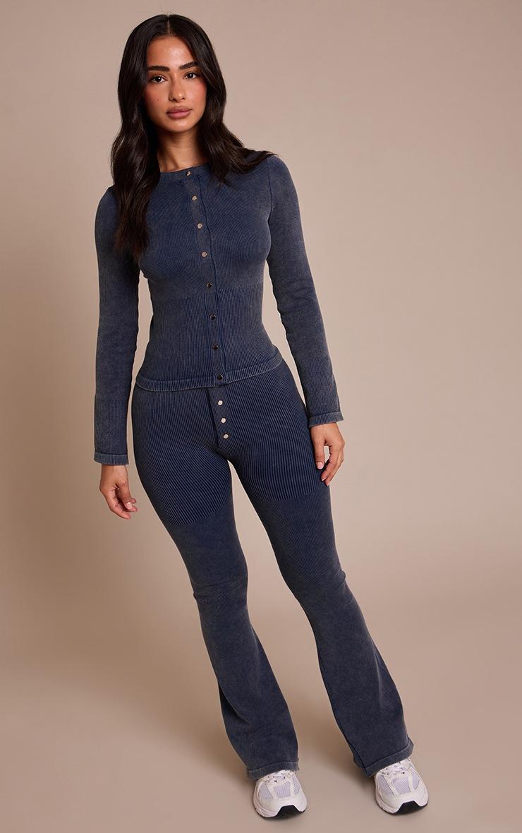Pretty Little Thing Petite Deep Navy Snatched Rib Button Detail Flare Leggings