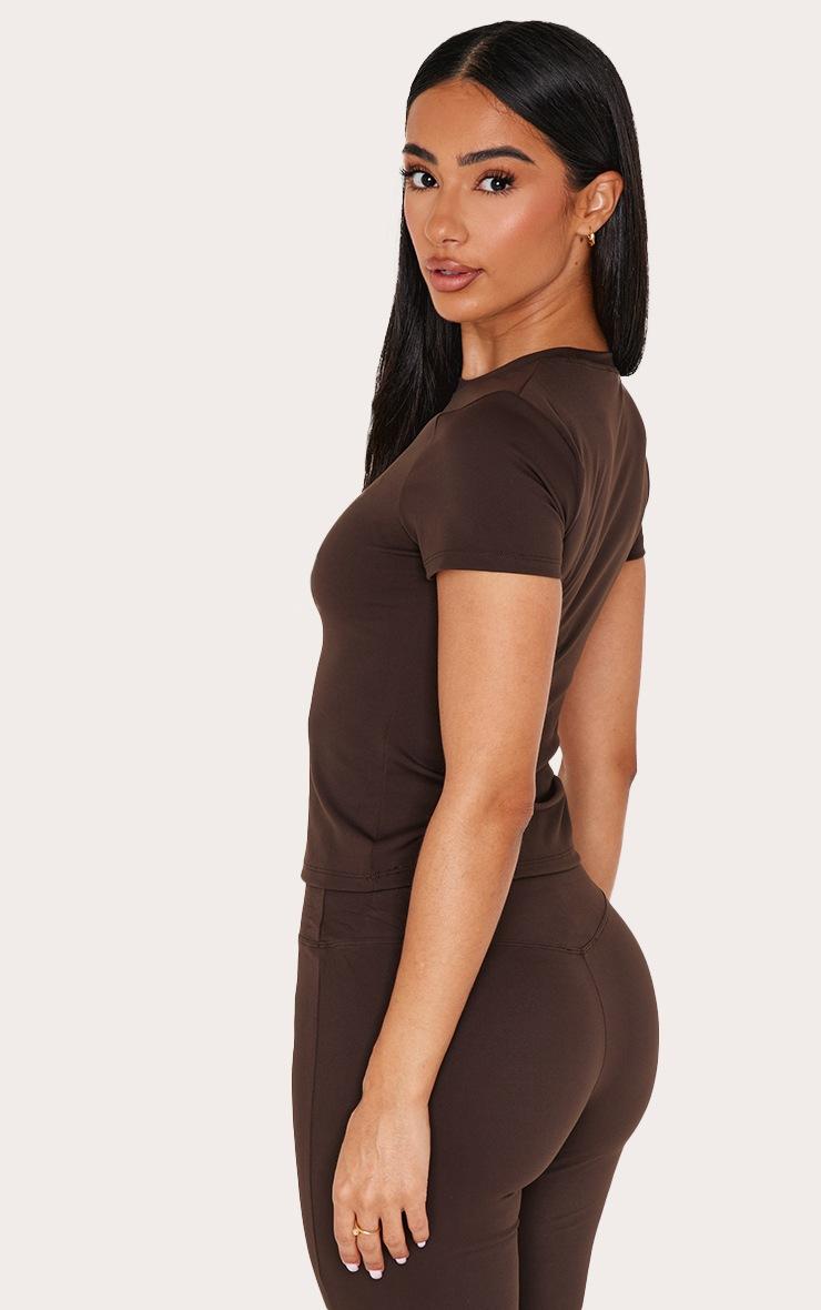 Pretty Little Thing Petite Espresso Sculpt Longline Short Sleeve Gym Top