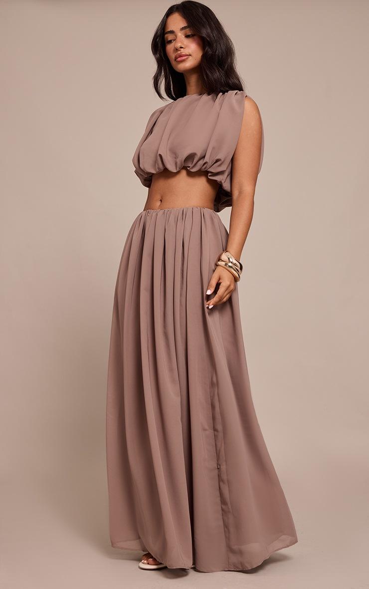 Pretty Little Thing Petite Taupe Chiffon Bubble Maxi Skirt