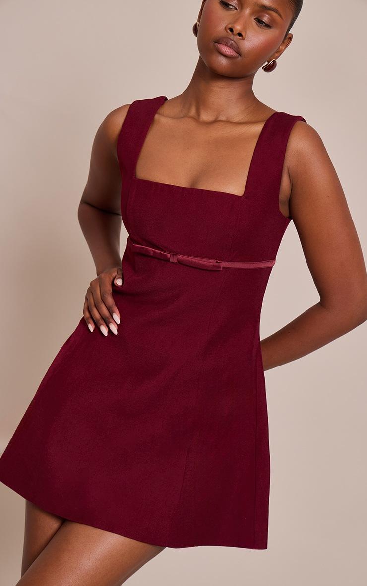 Pretty Little Thing Premium Burgundy Woven Belt Detail Shift Dress