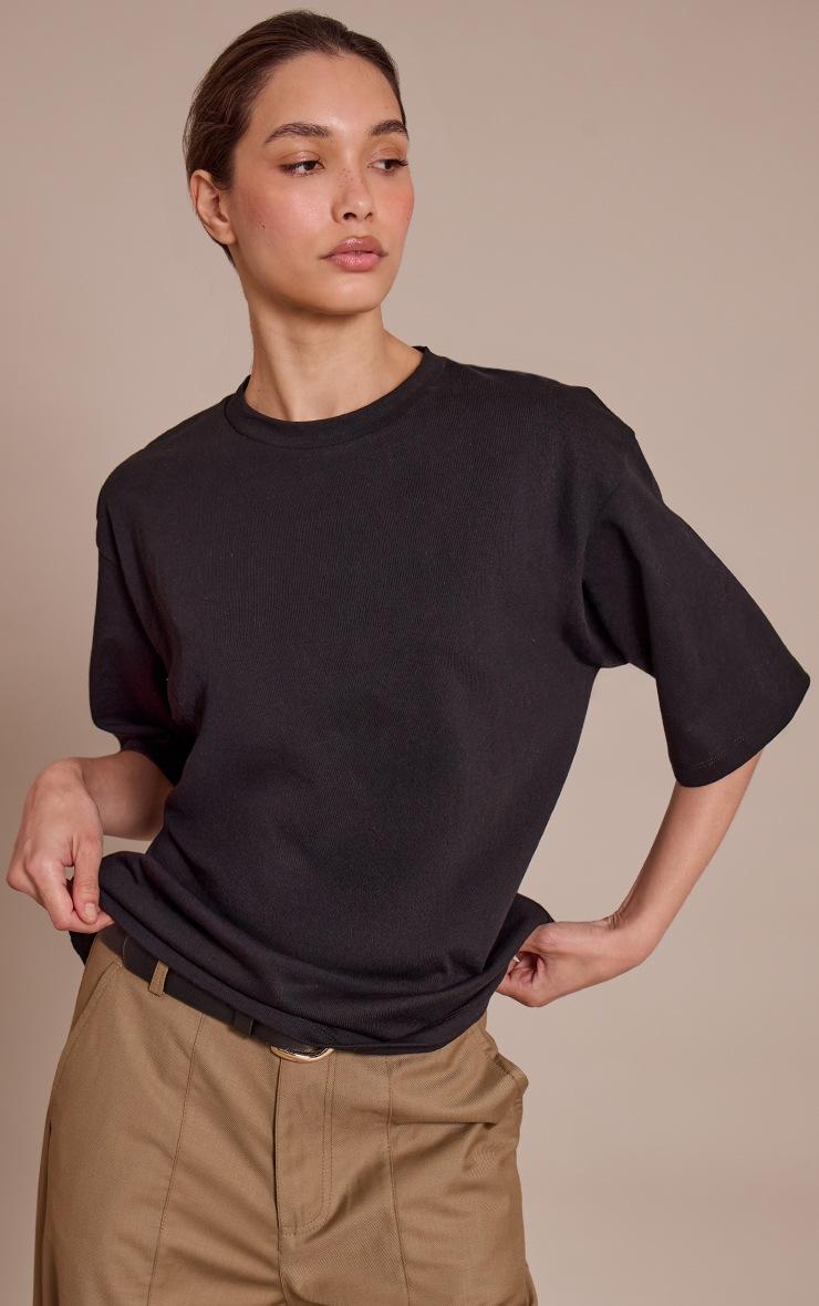 Pretty Little Thing Black Oversized Boxy T Shirt