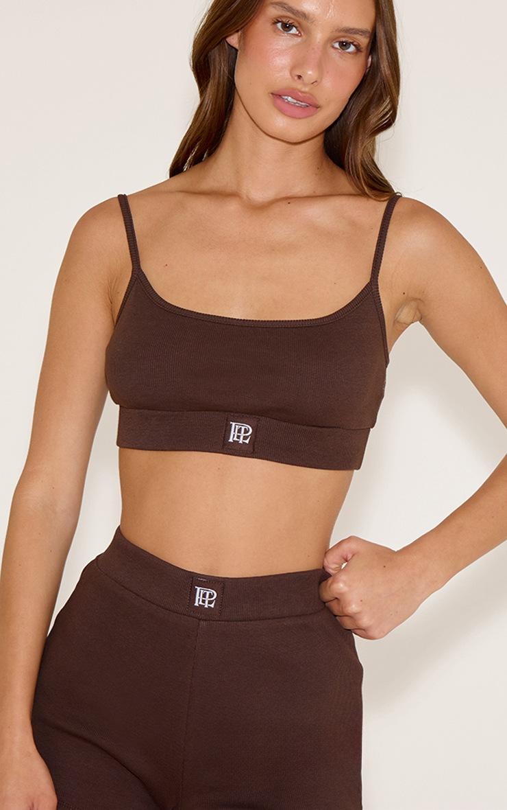 Pretty Little Thing Women's Clothing