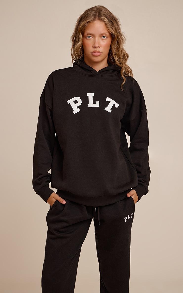 Pretty Little Thing PRETTYLITTLETHING Black Contrasting Print Logo Oversized Hoodie
