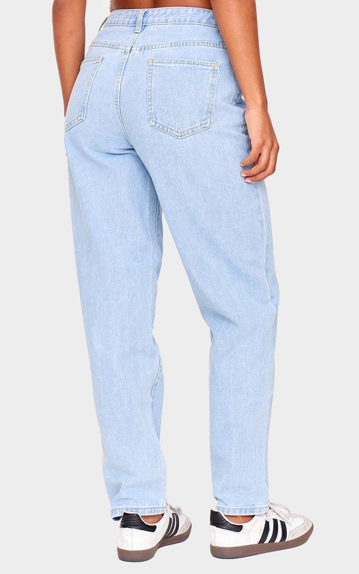 Pretty Little Thing PRETTYLITTLETHING Light Blue Wash High Waist Mom Jeans
